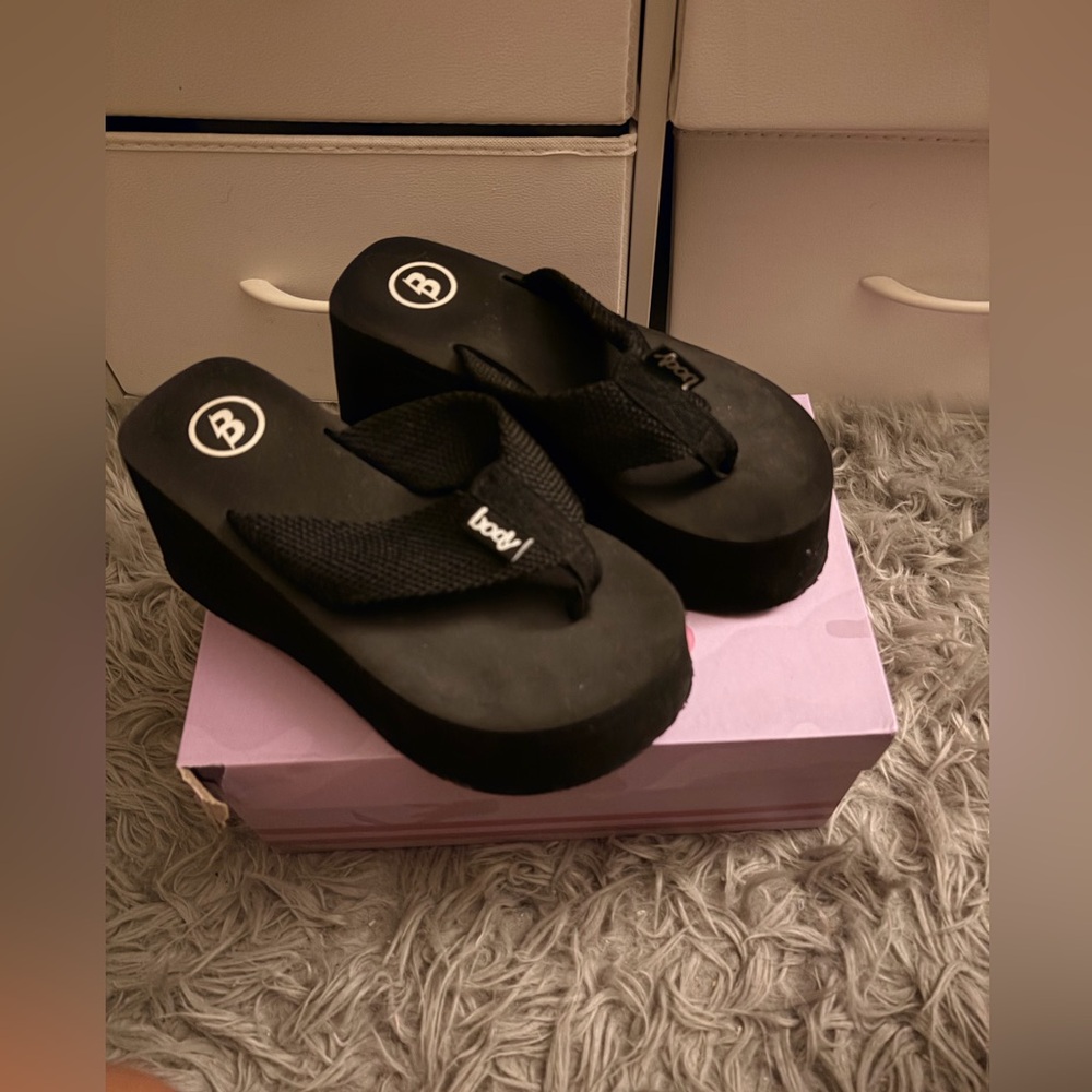 Body By Raven Platform Flip Flops